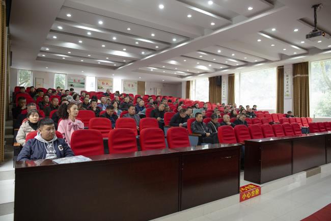4E5A0177.jpg 4E5A0177.jpg